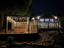 Sir George Baker Cabin