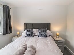 12 Merefell Road
