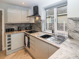 12 Merefell Road