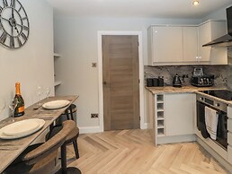 12 Merefell Road
