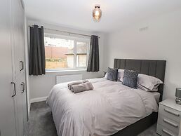 12 Merefell Road
