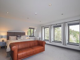 Ben Luna Lodge