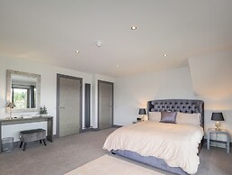 Ben Luna Lodge