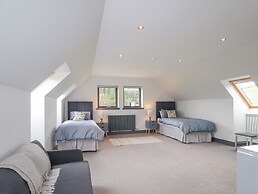 Ben Luna Lodge