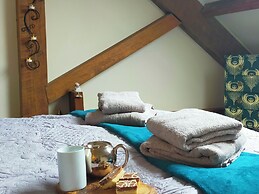 Old Quaker House