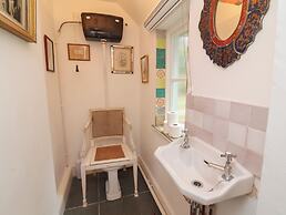 Laundry Cottage