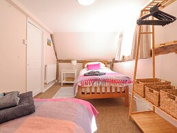 3 The Almshouse