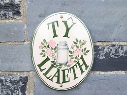 Ty Llaeth Cottage