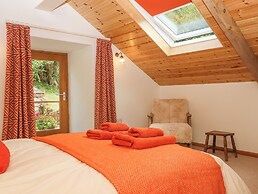 Lingcombe Barn