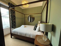 Sailors Rest