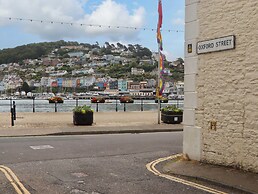 Sailors Rest