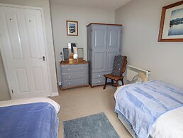 9 Oakley Wharf