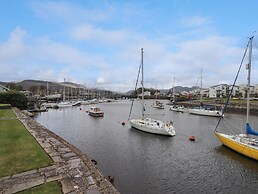 9 Oakley Wharf