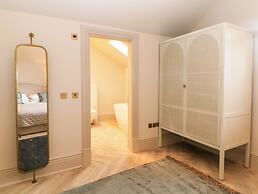 Chatsworth Suite