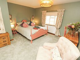 Horseshoe Cottage