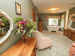Horseshoe Cottage
