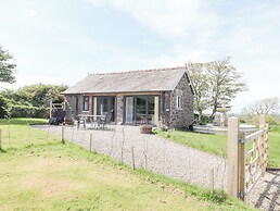 Ael-y-bryn