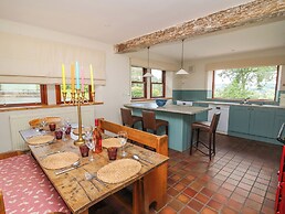 Oak Apple Cottage