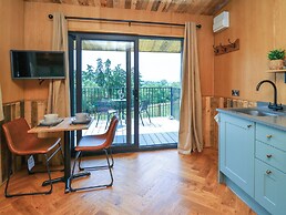 Hen's Hideaway