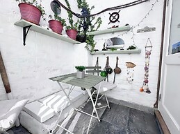 Garibaldi Cottage