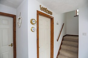 220 Cae Du