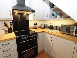 Larl Cottage