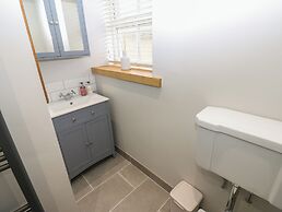 Larl Cottage