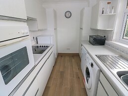 34 Croft Court