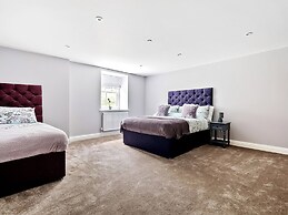 Valerian Lodge