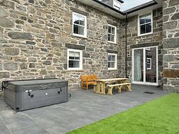 Valerian Lodge