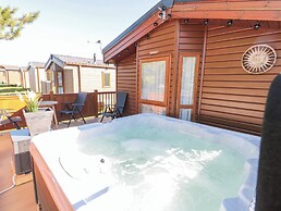 Acorn Lodge