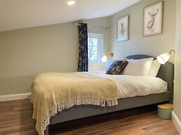 Narrow Gauge Cottage
