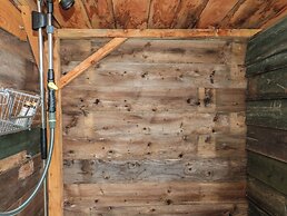 Harri's Hut