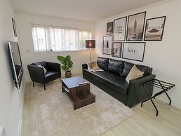 25 St. Benedict Road