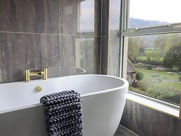 Trysorau Bach 2