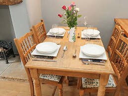 Bumble Cottage