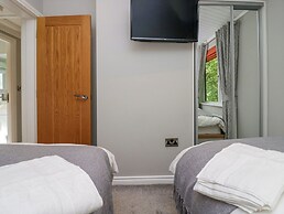 Waterside Lodge