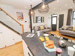 2 Salubrious Terrace