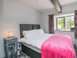 Fell View House