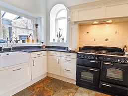 Charmouth Lodge