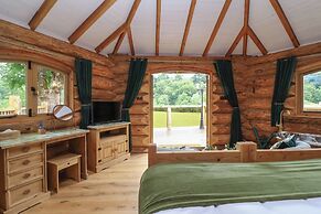 Copper Lodge