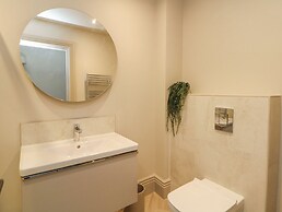 Castleton Suite