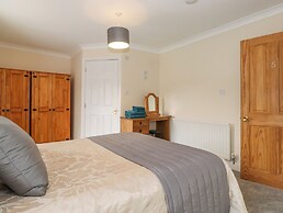 Melbreak House 2