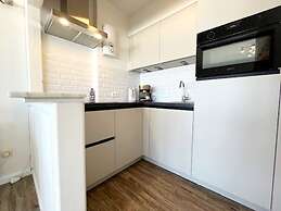 Apartment Wenduine With Stunning Sea View