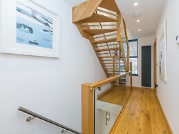 Nova Cottage