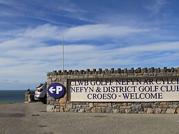Sea Cliff