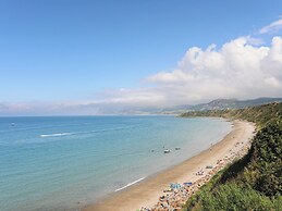 Sea Cliff