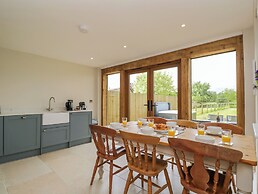 4 Wellacres Cottage