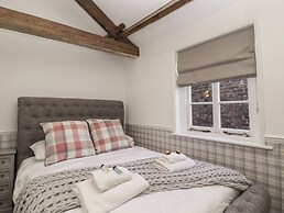 2 Castlegate