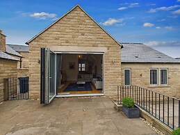 Oakwood Lodge